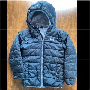 Under Armour Jacket size 6